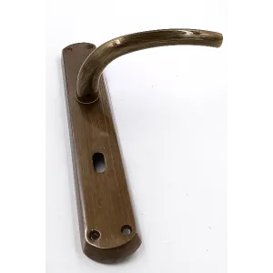 MANIGLIA GPB MILENA PLACCA 8X70 BRONZATO