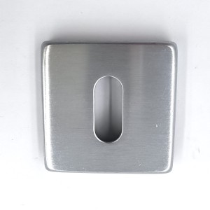 BOCCHETTA GPB QUADRA MM.45X45 PATENT CROMO SATINATO