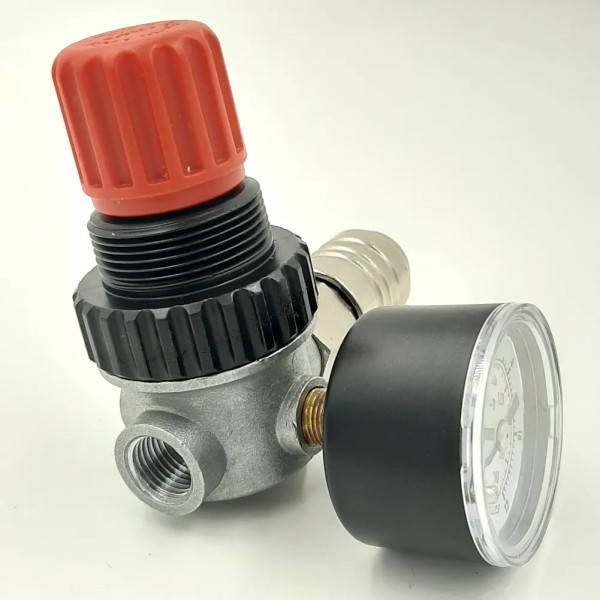 RIDUTTORE DI PRESSIONE DA 1/4" CON MANOMETRO