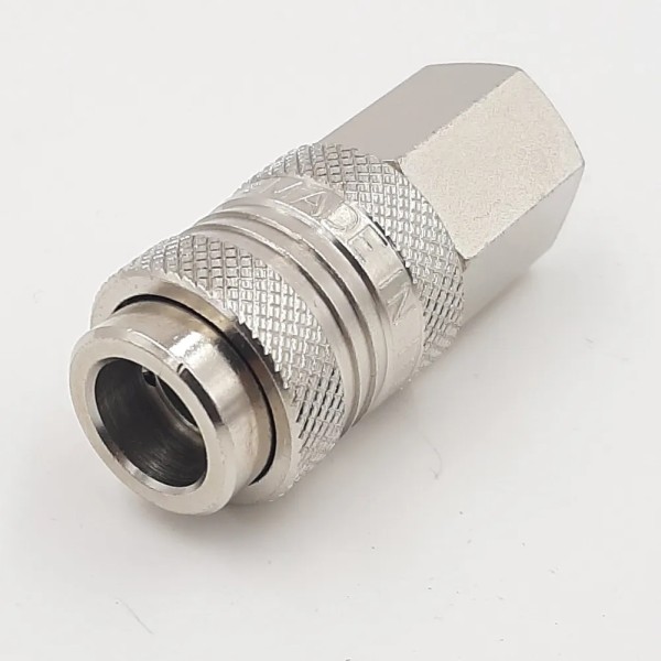 RUBINETTO UNIVERSALE IN METALLO ATTACCO FEMMINA 1/4"