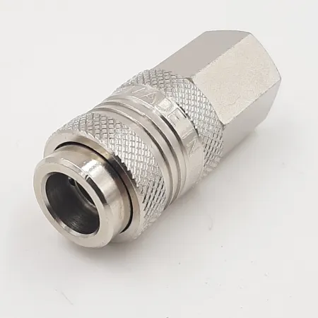 RUBINETTO UNIVERSALE IN METALLO ATTACCO FEMMINA 1/4"