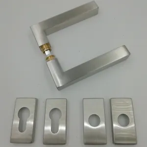 MANIGLIA REGUITTI GENEVE ART.Q03 INOX SAT 316