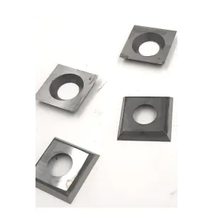 COLTELLINO AL WIDIA 14X14X2 4 TAGLIENTI 35°